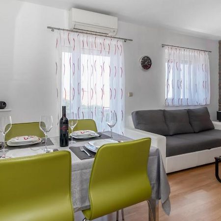 Apartman Dario Novi Vinodolski Exterior photo